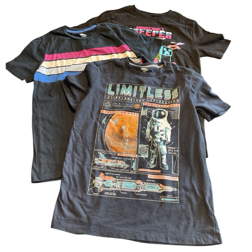 Old Navy | Set of Boys graphic tshirts